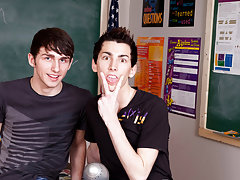 Twink free porn movie and twink gay porn actors list at Teach Twinks